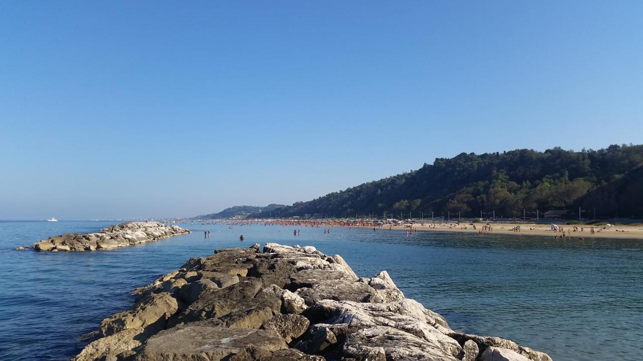 Appartamento In Villetta A 2 Passi Dal Mare E Dal Centro Pesaro Exteriör bild